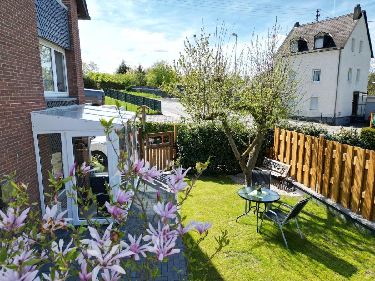 Apartment Mette Mayen Exterior foto