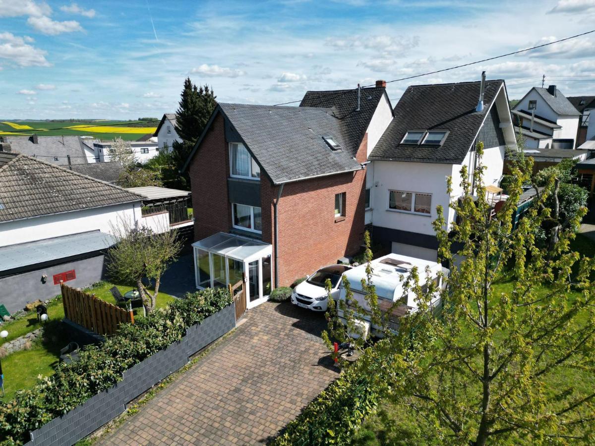 Apartment Mette Mayen Exterior foto